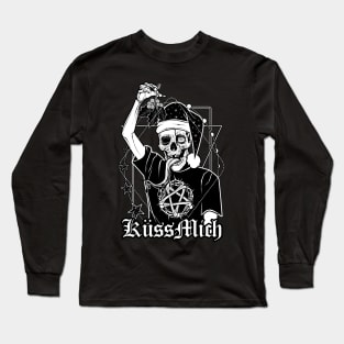 Kiss The Ghoul - Terry under the mistletoe Long Sleeve T-Shirt